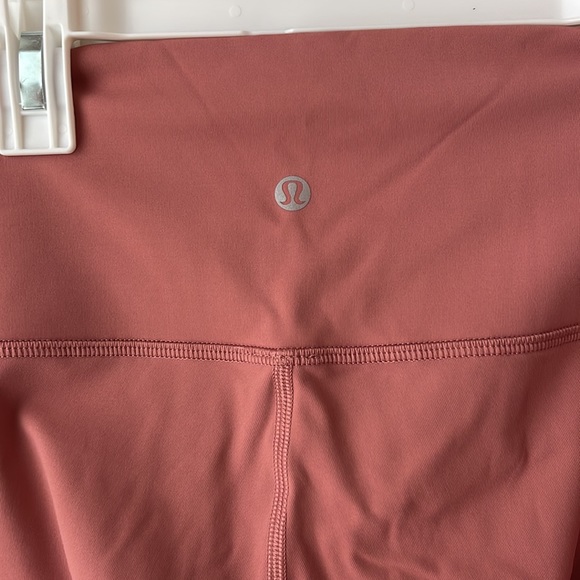 Lululemon Wunder Under Leggings 25 inch length Women's Size 6 - Picture 3 of 4